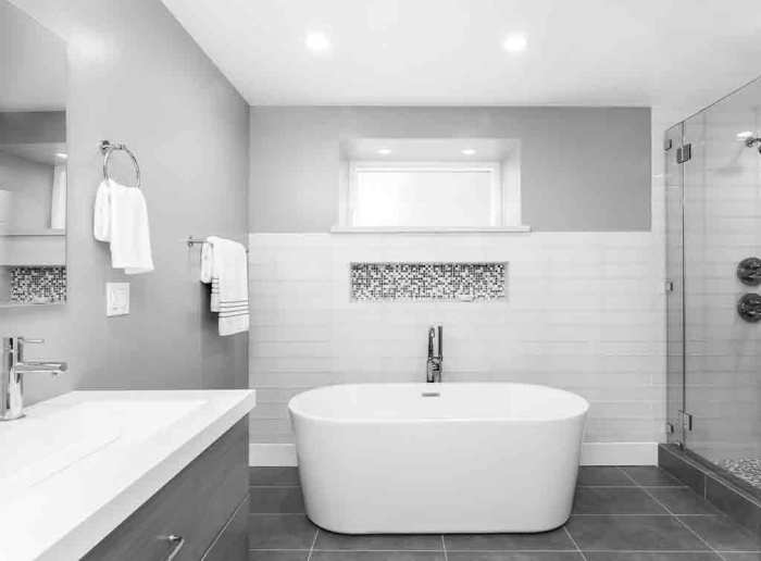 Gray white bathroom decor