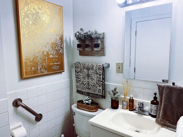 Bathroom decor ideas apartment